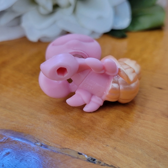 Littlest Pet Shop LPS #952 Pink Hermit Crab Brown Eyes - Picture 10 of 12